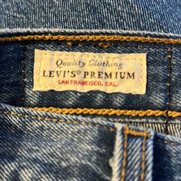 LEVI’S Premium Wedgie Fit Button Fly Distressed Straight Leg Jeans Size 26 - Picture 7 of 8